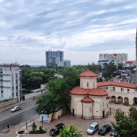 Квартира На 10-Й Фонтана Appartement Odessa Buitenkant foto