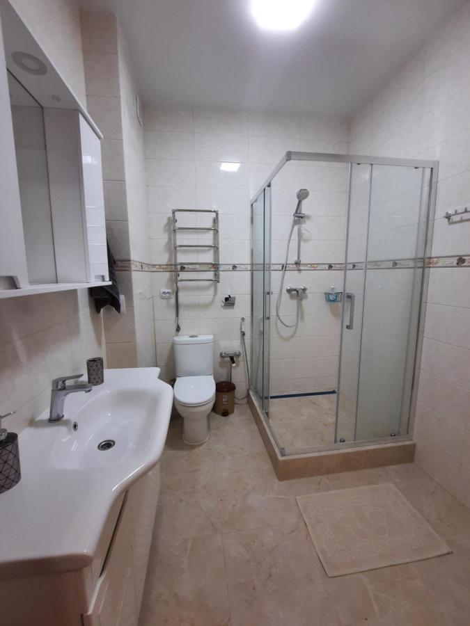 Квартира На 10-Й Фонтана Appartement Odessa Buitenkant foto