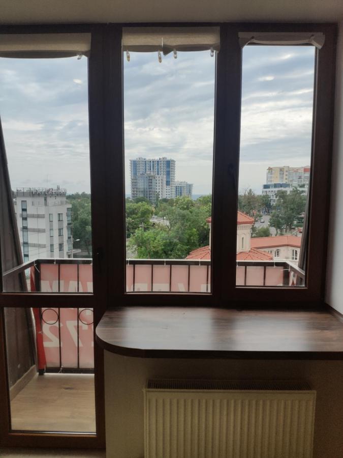 Квартира На 10-Й Фонтана Appartement Odessa Buitenkant foto
