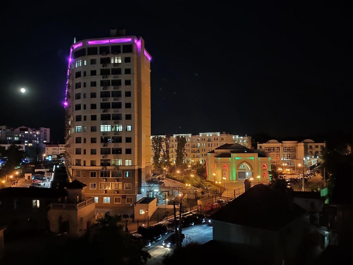 Квартира На 10-Й Фонтана Appartement Odessa Buitenkant foto